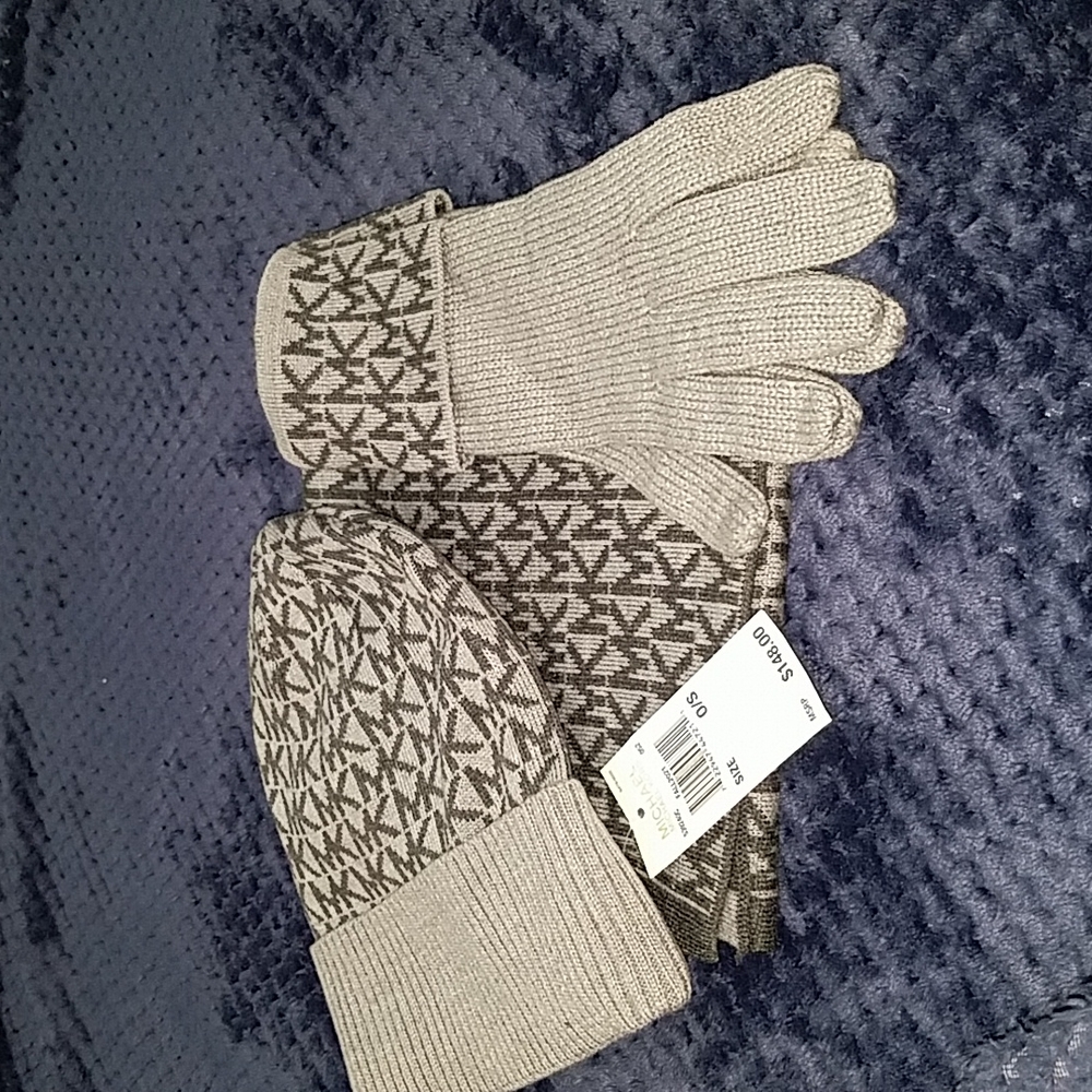 - Micheal Kors (hat,scarf, glove set) dark/light gray (NWT)